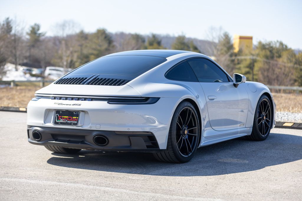 2023 Porsche 911 Image 39