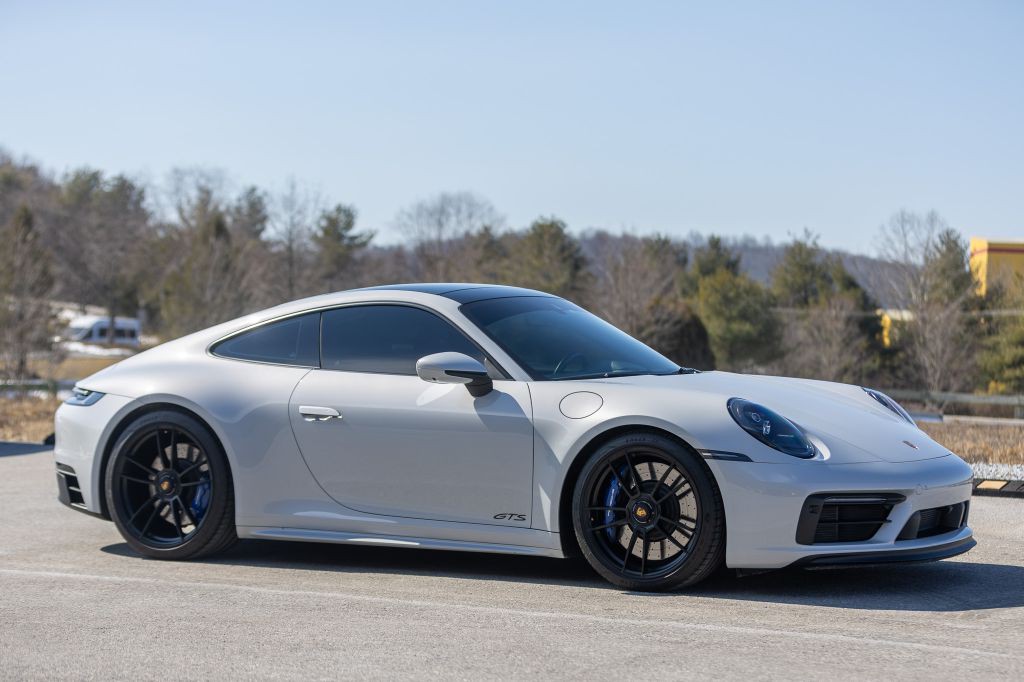 2023 Porsche 911 Image 42