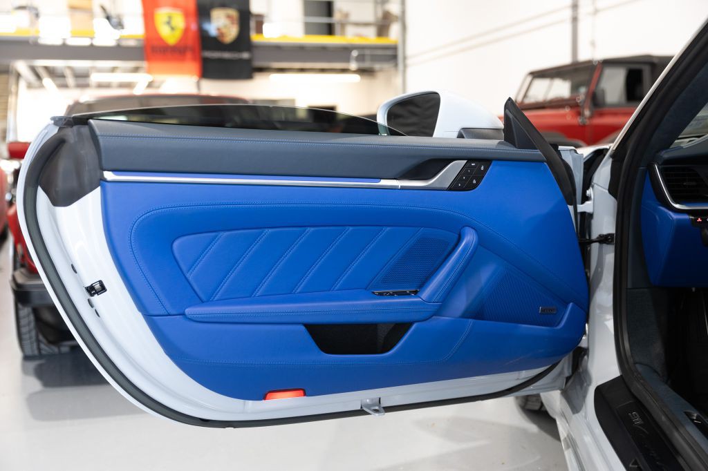 2023 Porsche 911 Image 49