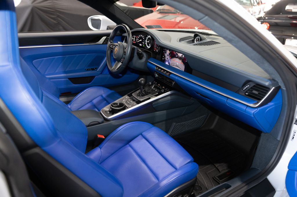 2023 Porsche 911 Image 63