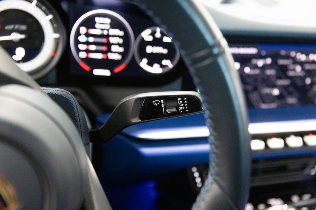 2023 Porsche 911 Image 75