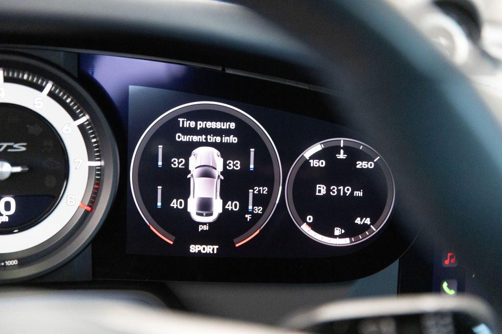 2023 Porsche 911 Image 82