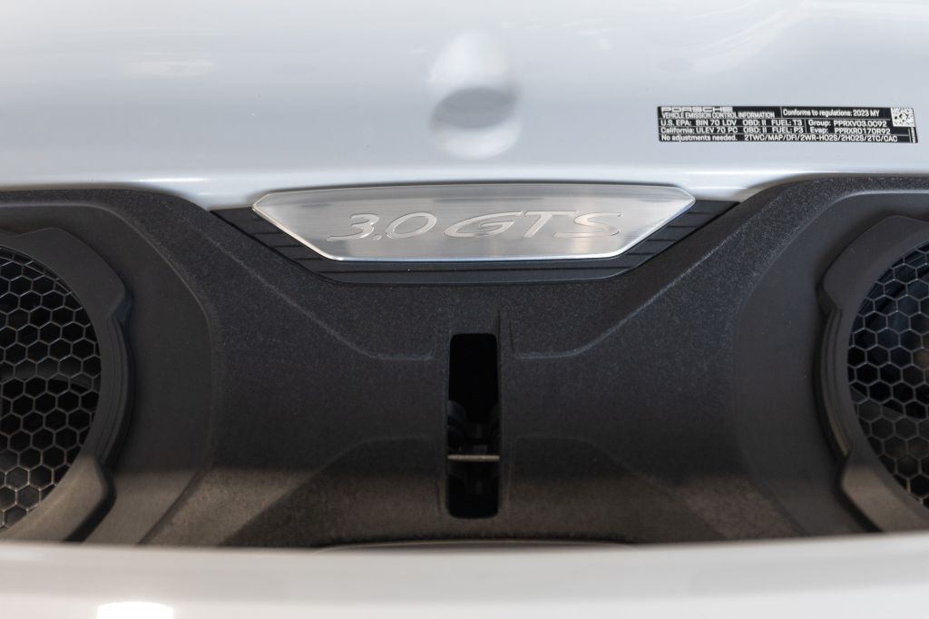 2023 Porsche 911 Image 98