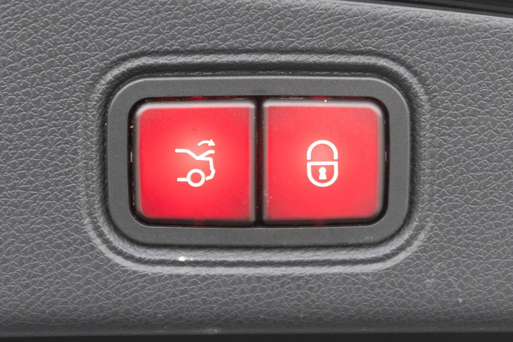 2022 Mercedes-Benz E-Class Image 106