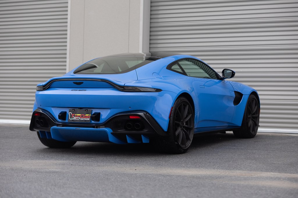 2021 Aston Martin Vantage Image 18