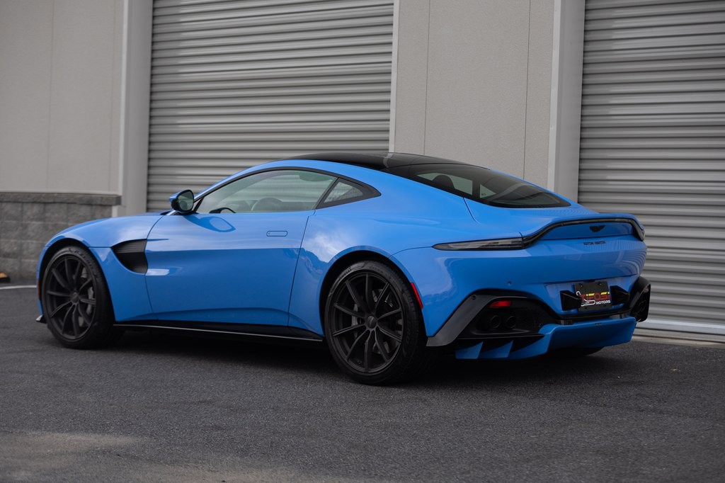 2021 Aston Martin Vantage Image 30