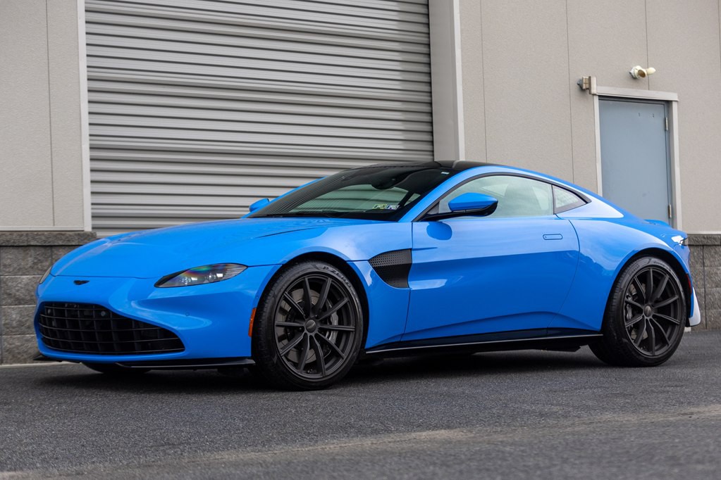 2021 Aston Martin Vantage Image 36