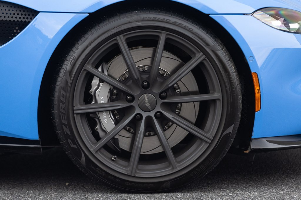 2021 Aston Martin Vantage Image 54