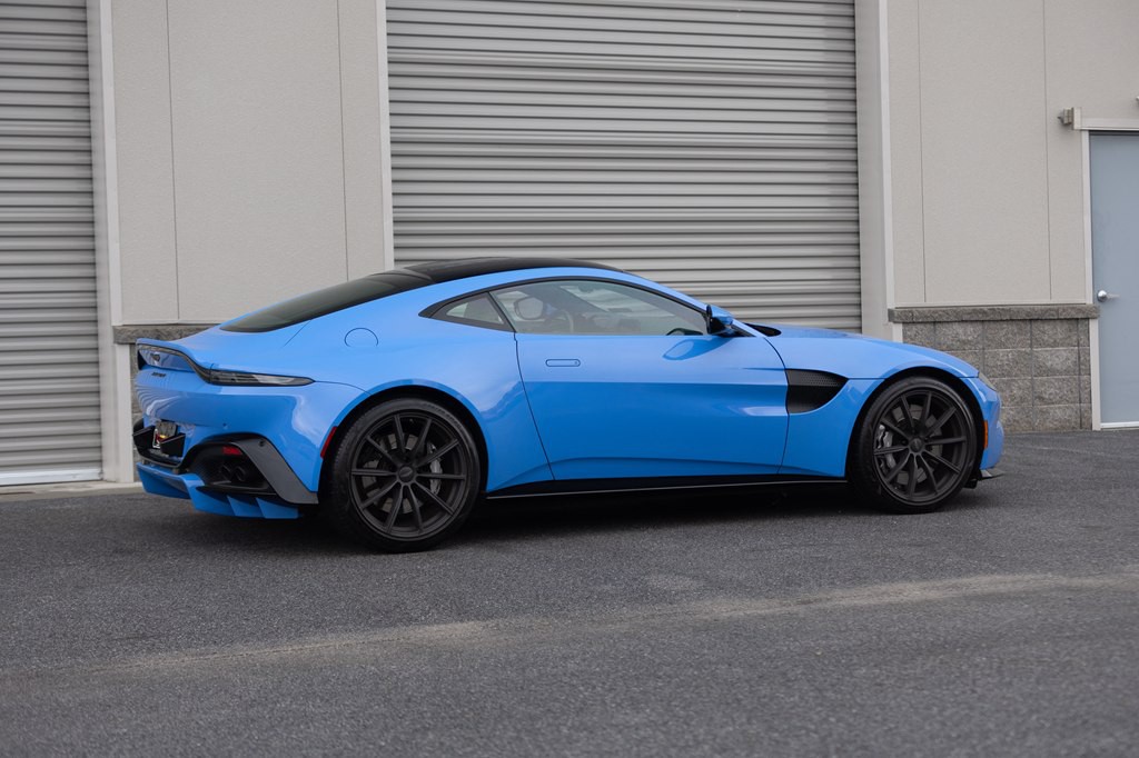 2021 Aston Martin Vantage Image 59