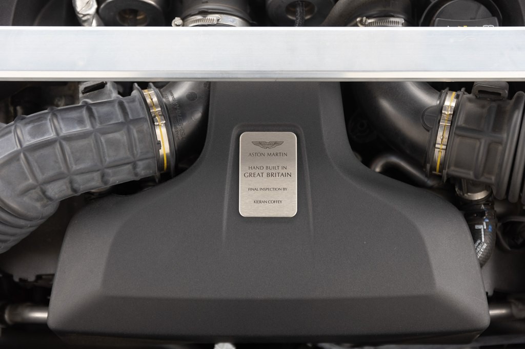2021 Aston Martin Vantage Image 72