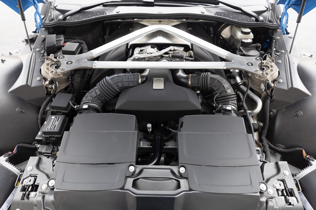 2021 Aston Martin Vantage Image 73