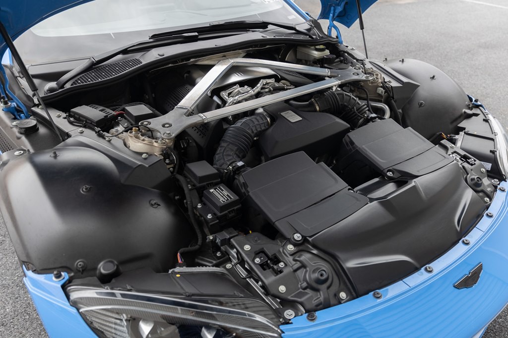 2021 Aston Martin Vantage Image 74