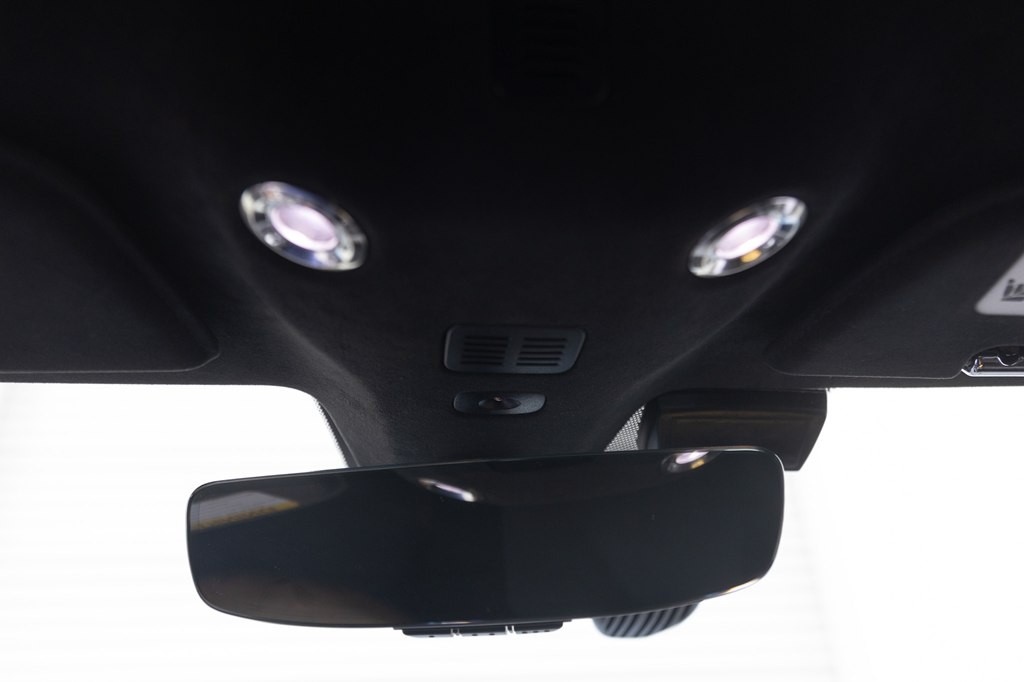 2021 Aston Martin Vantage Image 75