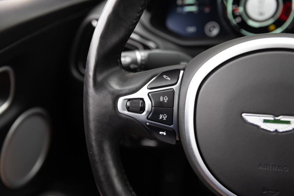 2021 Aston Martin Vantage Image 93