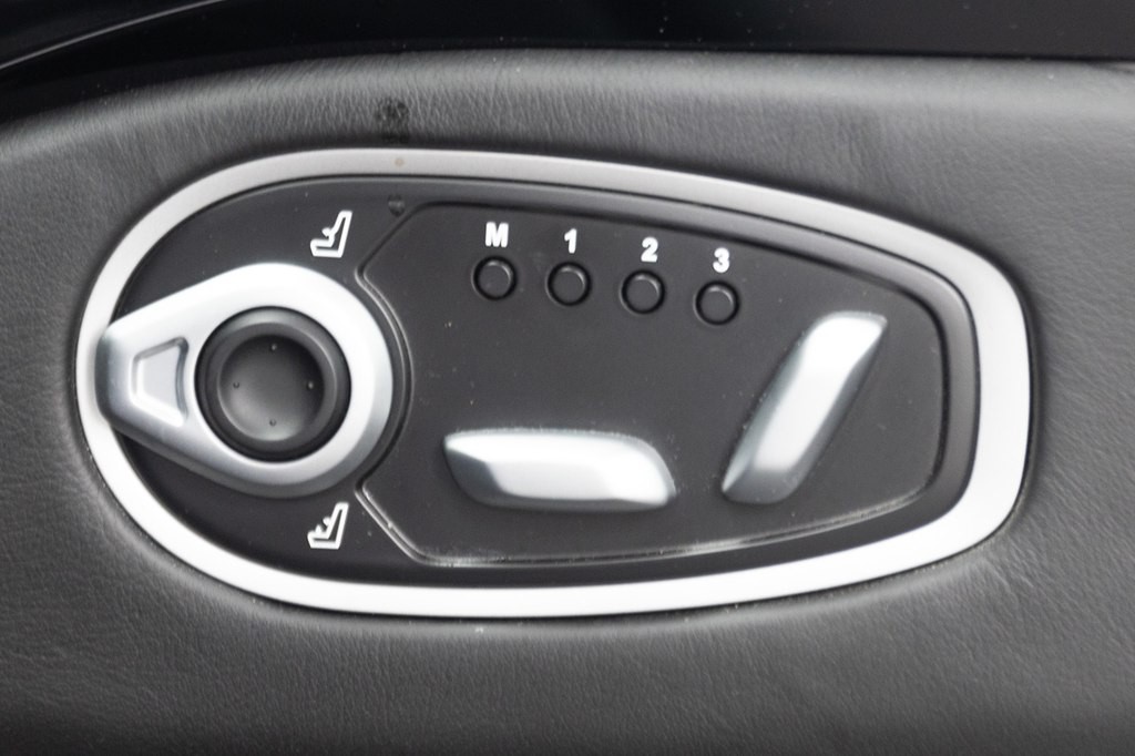 2021 Aston Martin Vantage Image 105