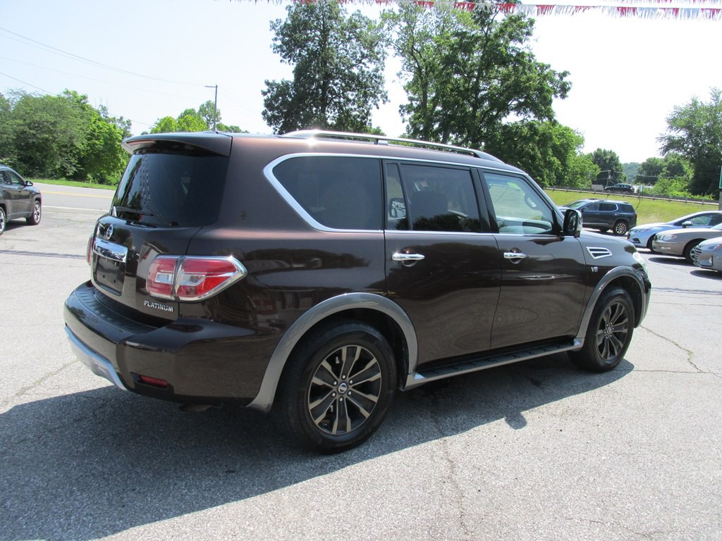 2017 Nissan Armada Image 5