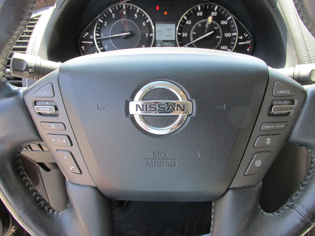 2017 Nissan Armada Image 19