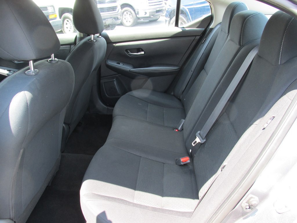 2021 Nissan Sentra Image 8