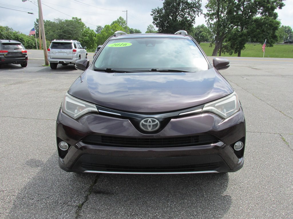 2016 Toyota Rav4 Image 2