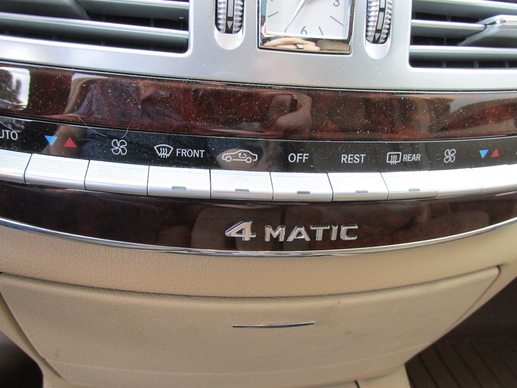 2008 Mercedes-Benz S-Class Image 18