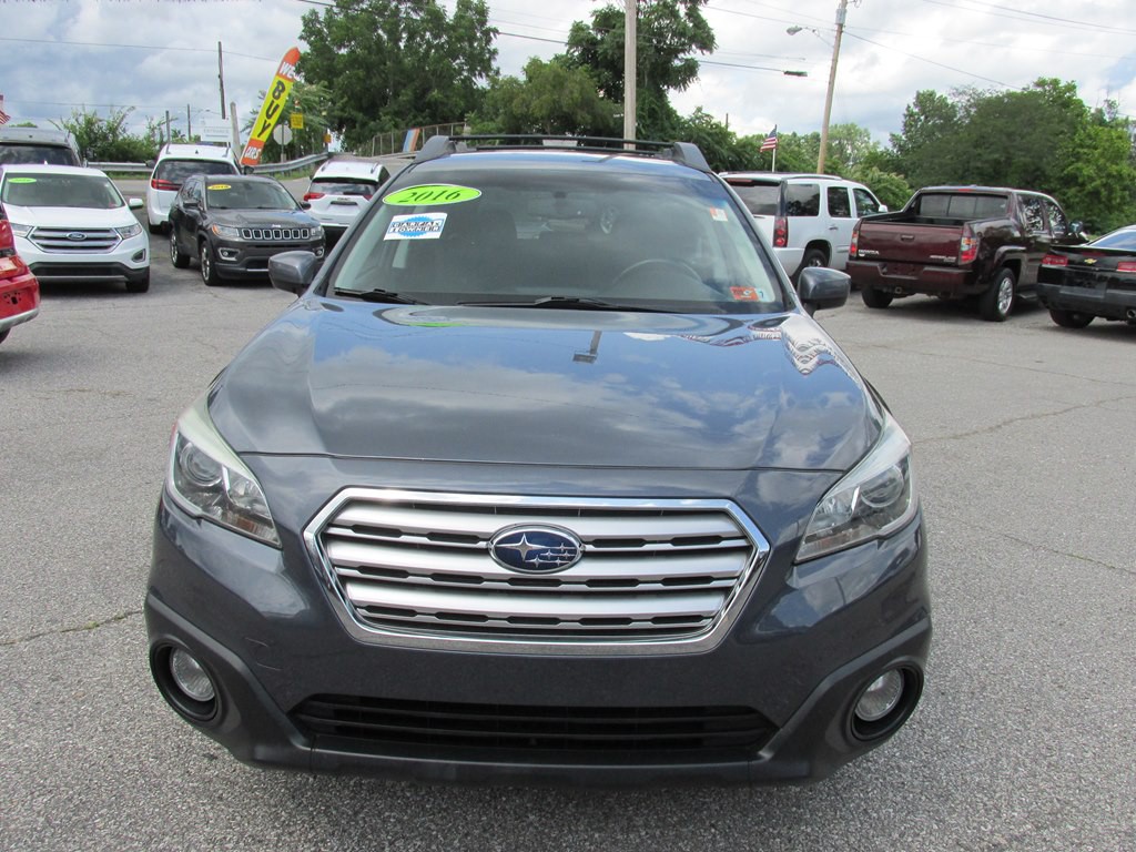 2016 Subaru Outback Image 2