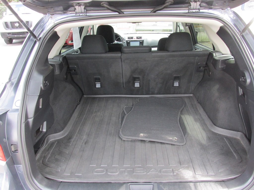 2016 Subaru Outback Image 7