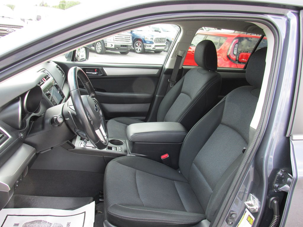 2016 Subaru Outback Image 11