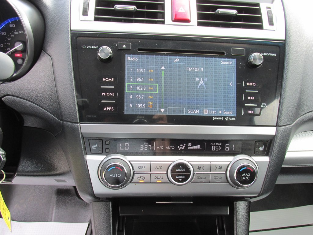 2016 Subaru Outback Image 15