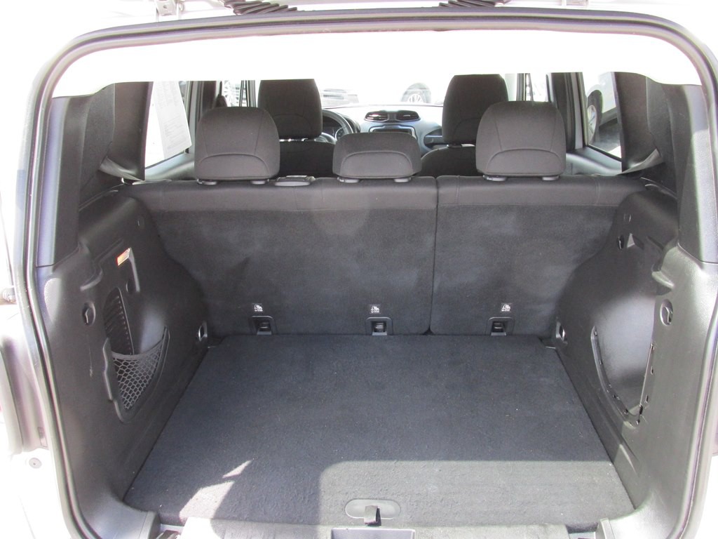 2018 Jeep Renegade Image 8
