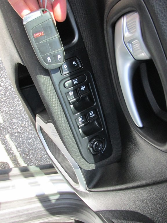 2018 Jeep Renegade Image 11