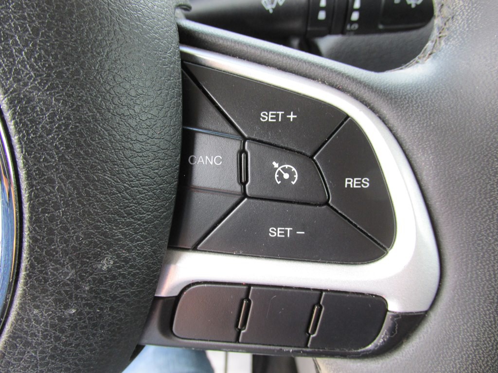 2018 Jeep Renegade Image 15
