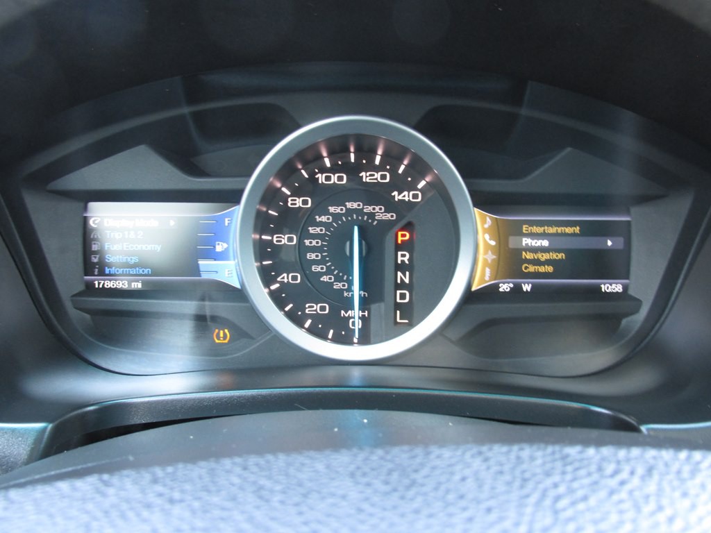 2012 Ford Explorer Image 2