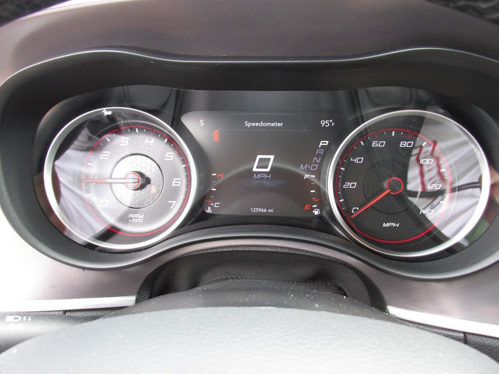 2021 Dodge Charger Image 2
