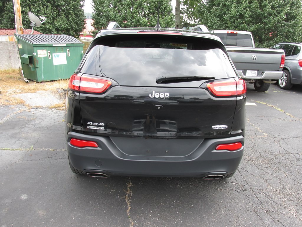 2018 Jeep Cherokee Image 5