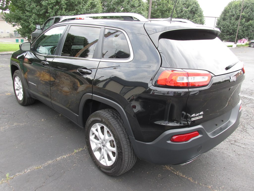 2018 Jeep Cherokee Image 6
