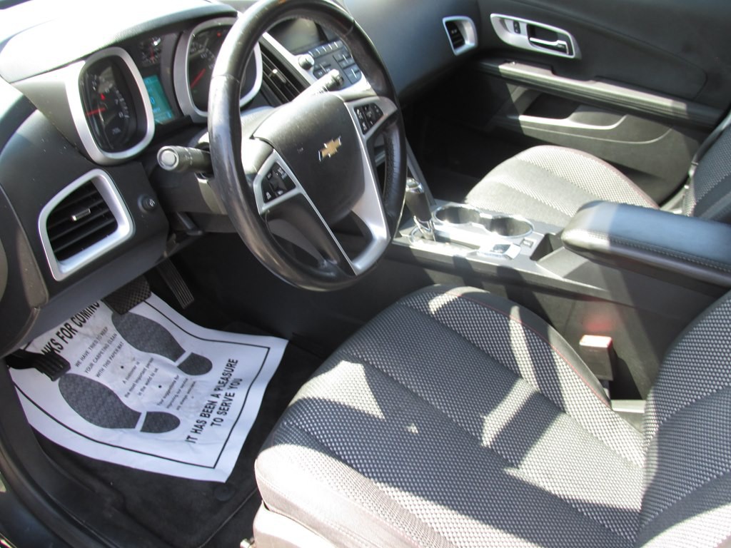 2017 Chevrolet Equinox Image 8