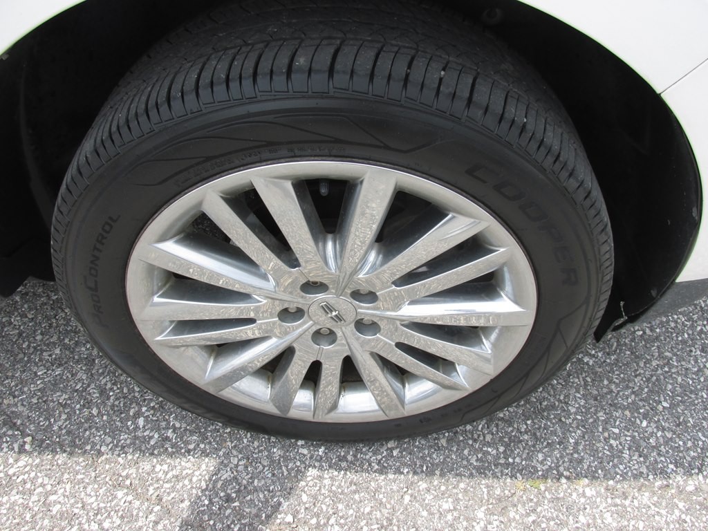 2011 Lincoln MKX Image 4