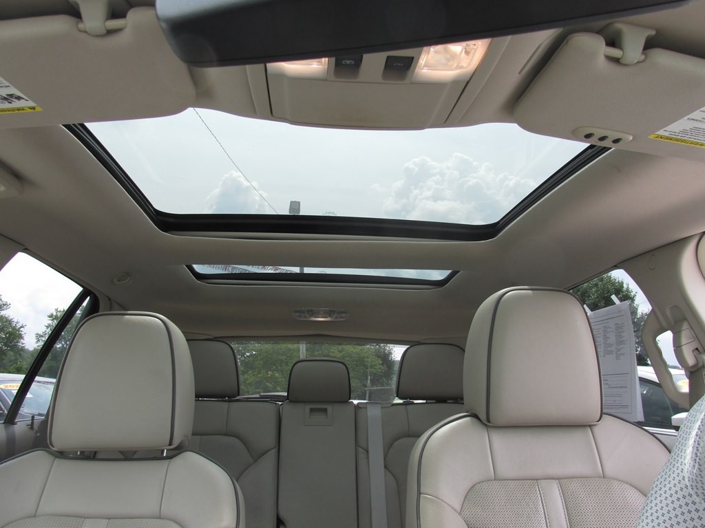 2011 Lincoln MKX Image 17