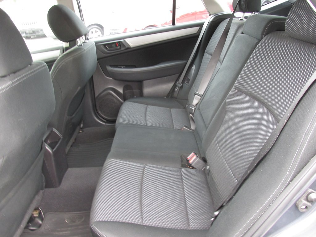 2017 Subaru Outback Image 8