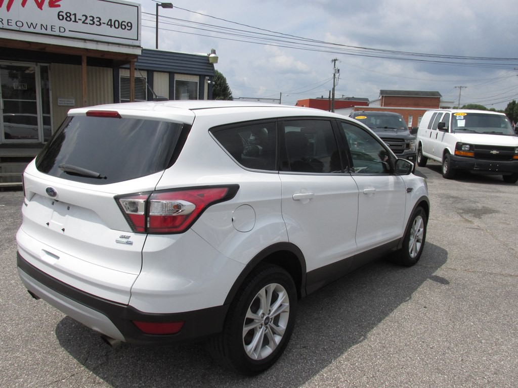 2017 Ford Escape Image 4