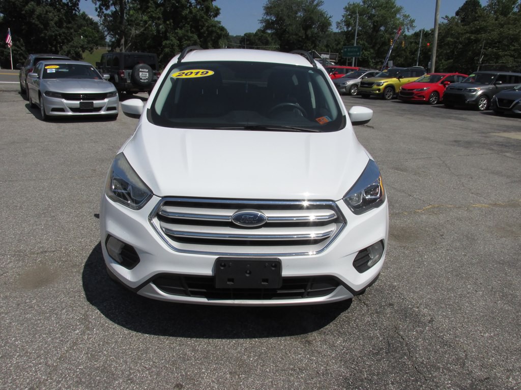 2019 Ford Escape Image 3