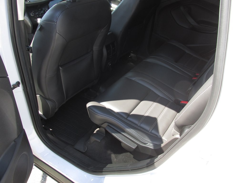 2019 Ford Escape Image 9