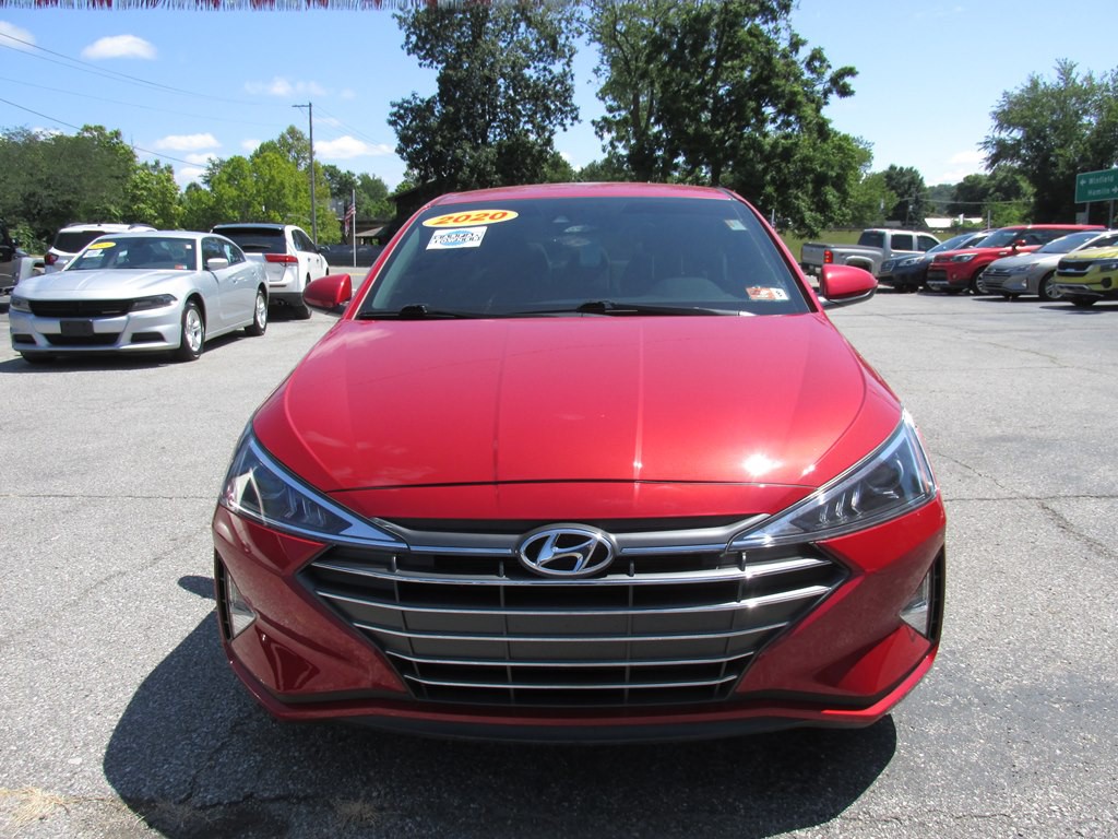 2020 Hyundai Elantra Image 2