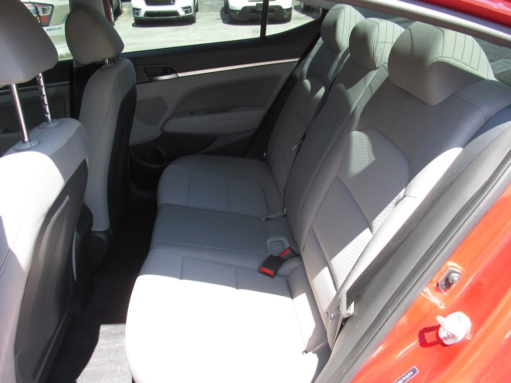 2020 Hyundai Elantra Image 7
