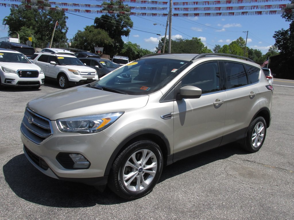 2017 Ford Escape Image 1