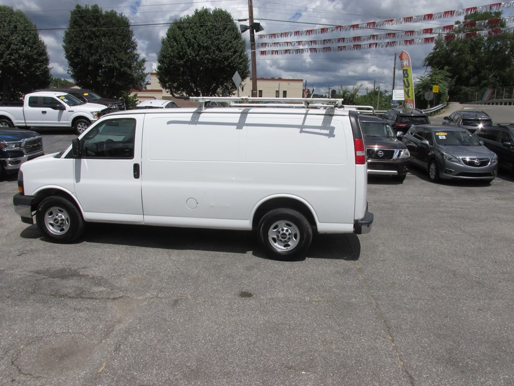 2019 GMC Savana Image 7