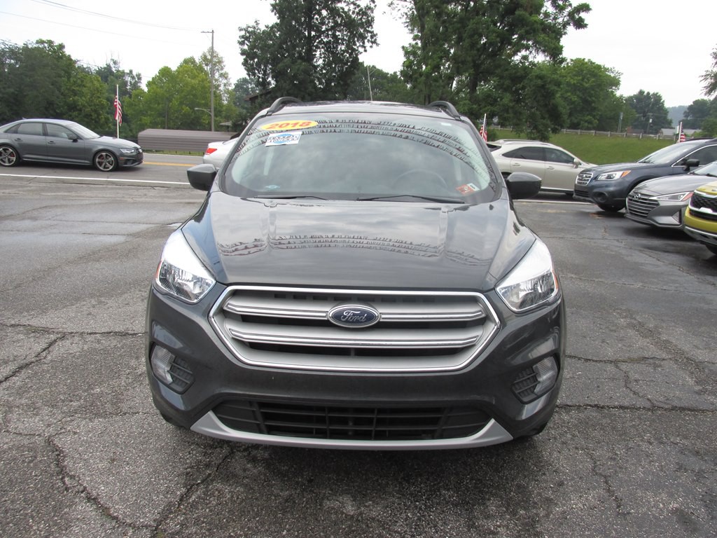 2018 Ford Escape Image 2