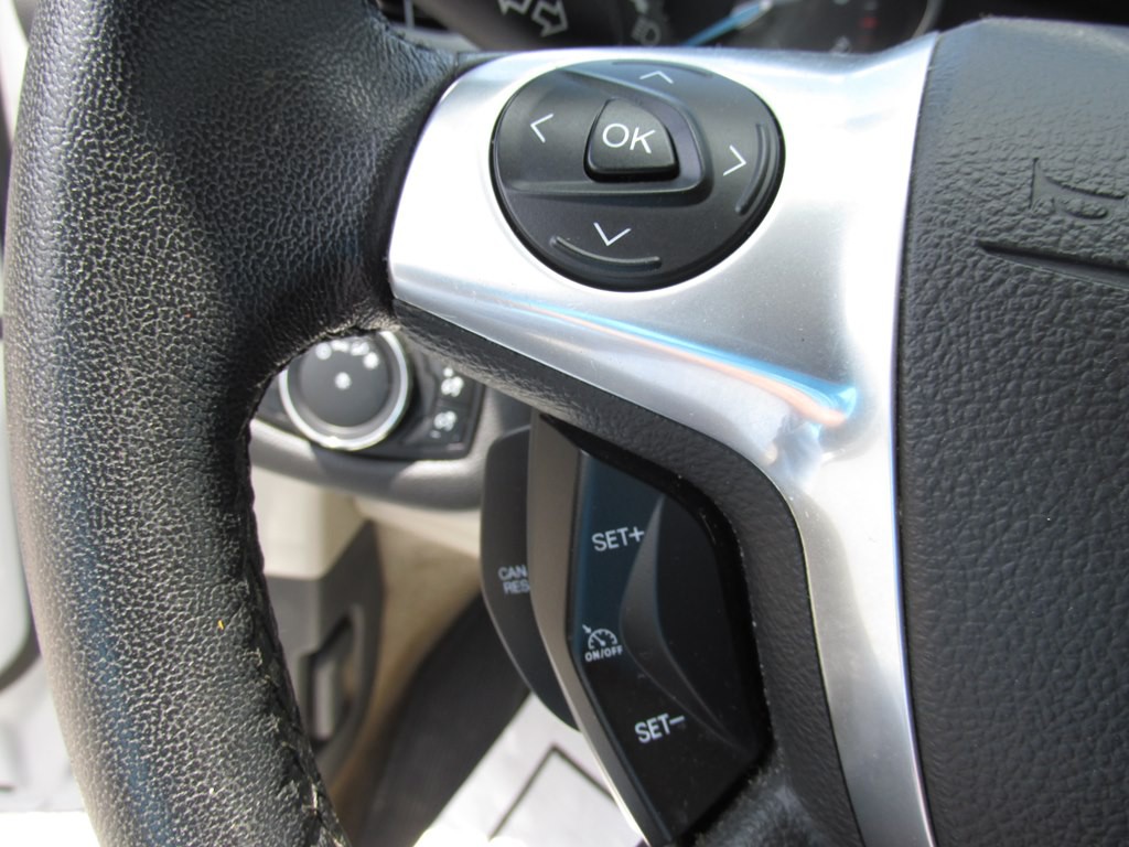 2015 Ford Escape Image 16