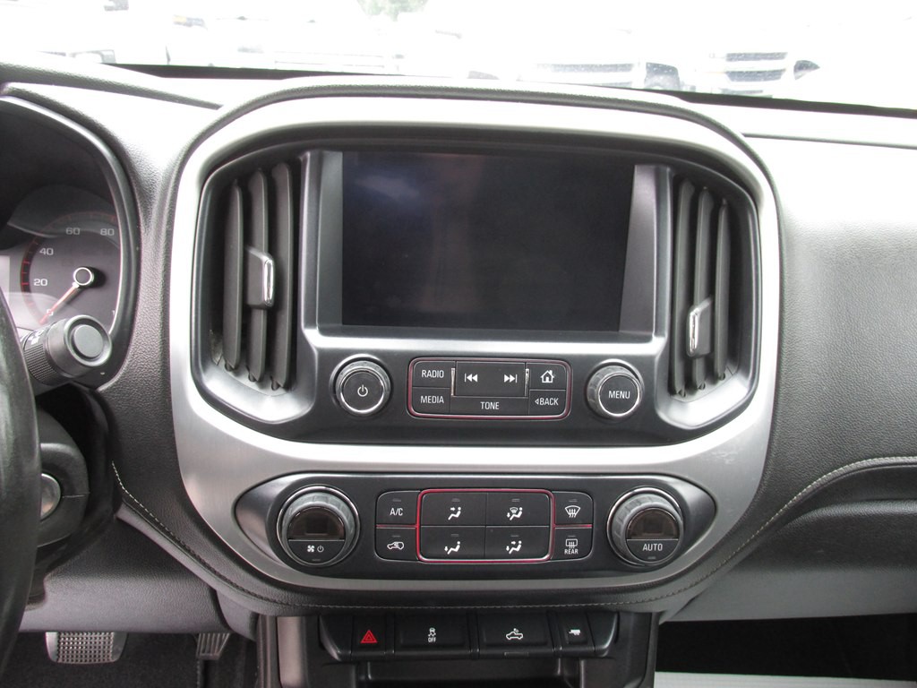 2016 GMC Canyon Image 11