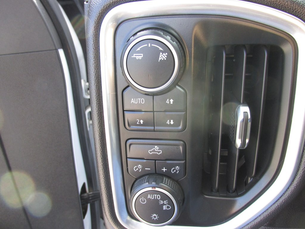 2019 Chevrolet Silverado 1500 Image 11